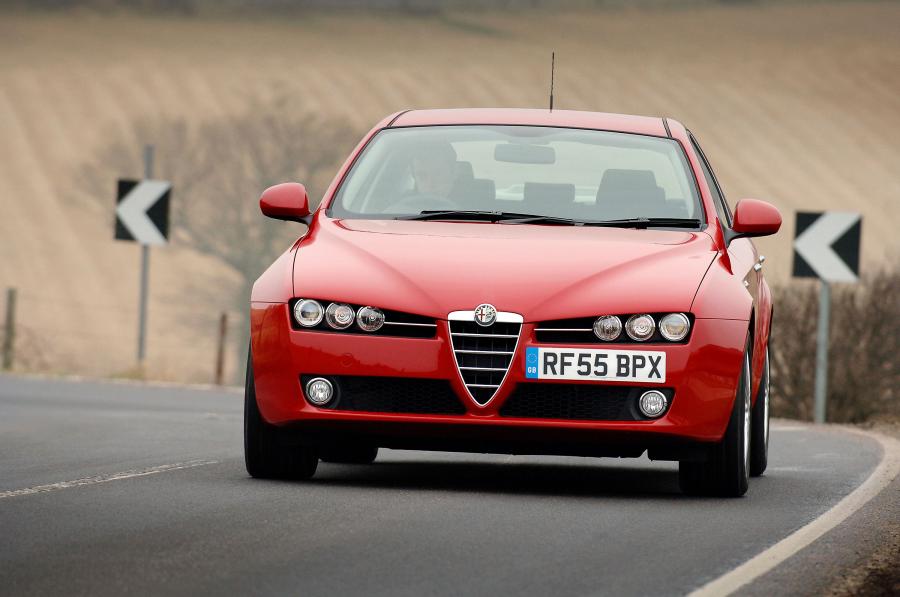  Alfa Romeo 159 1.9 JTDm (939A) 2006 года  (UK) (фото 15 из 24)